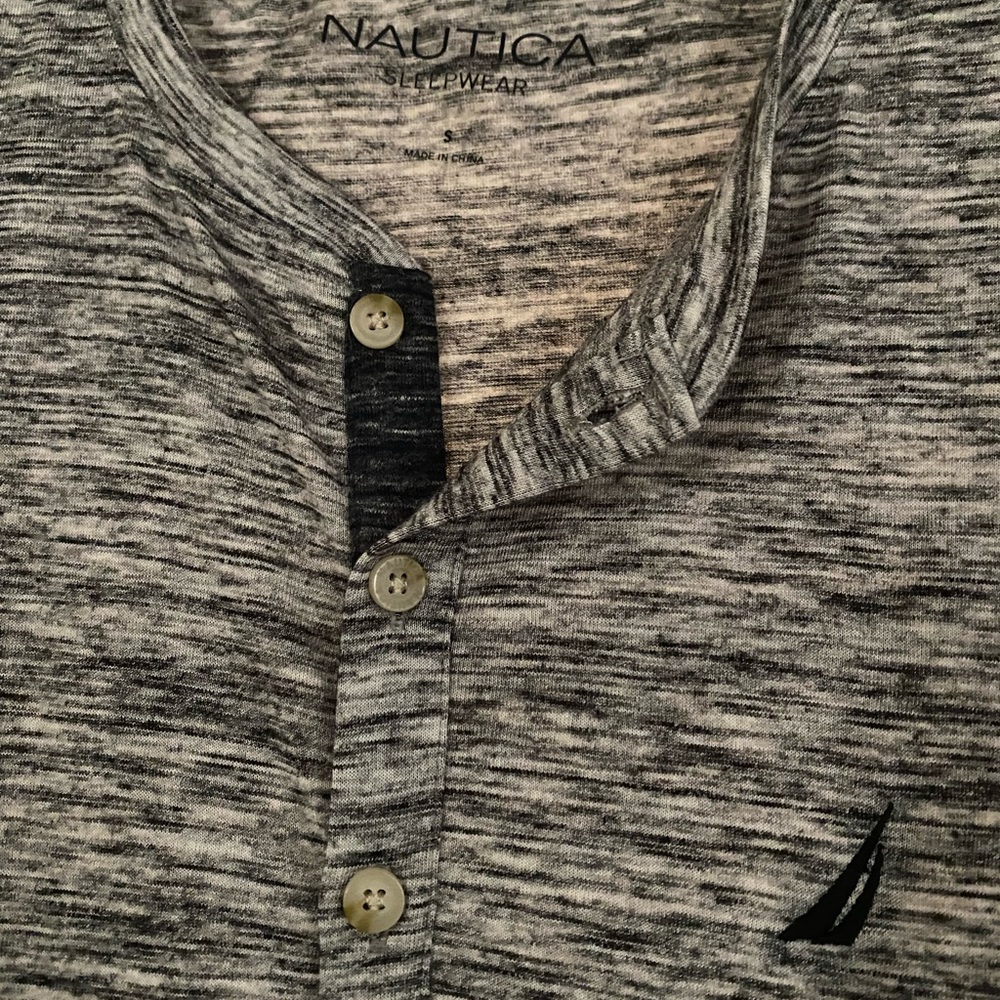 🔥 Gentle used Mens nautica sleepwear shirt size S - Picture 3 of 4